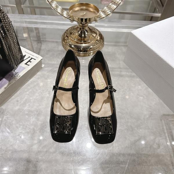 2025112717154096 270